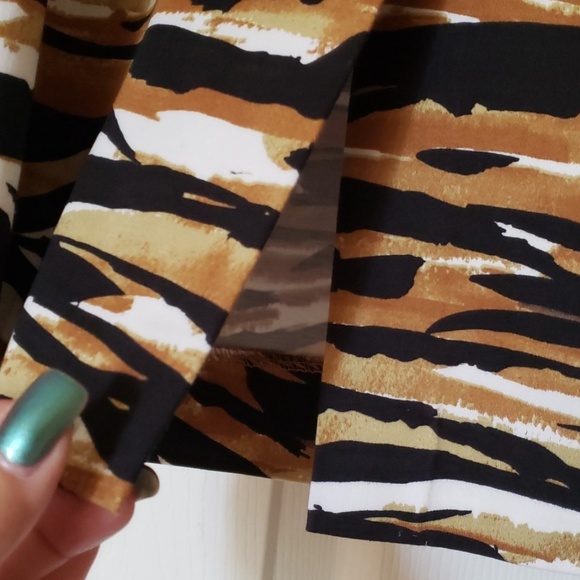 Super Sexy Skirt! Size 12 - Picture 4 of 6